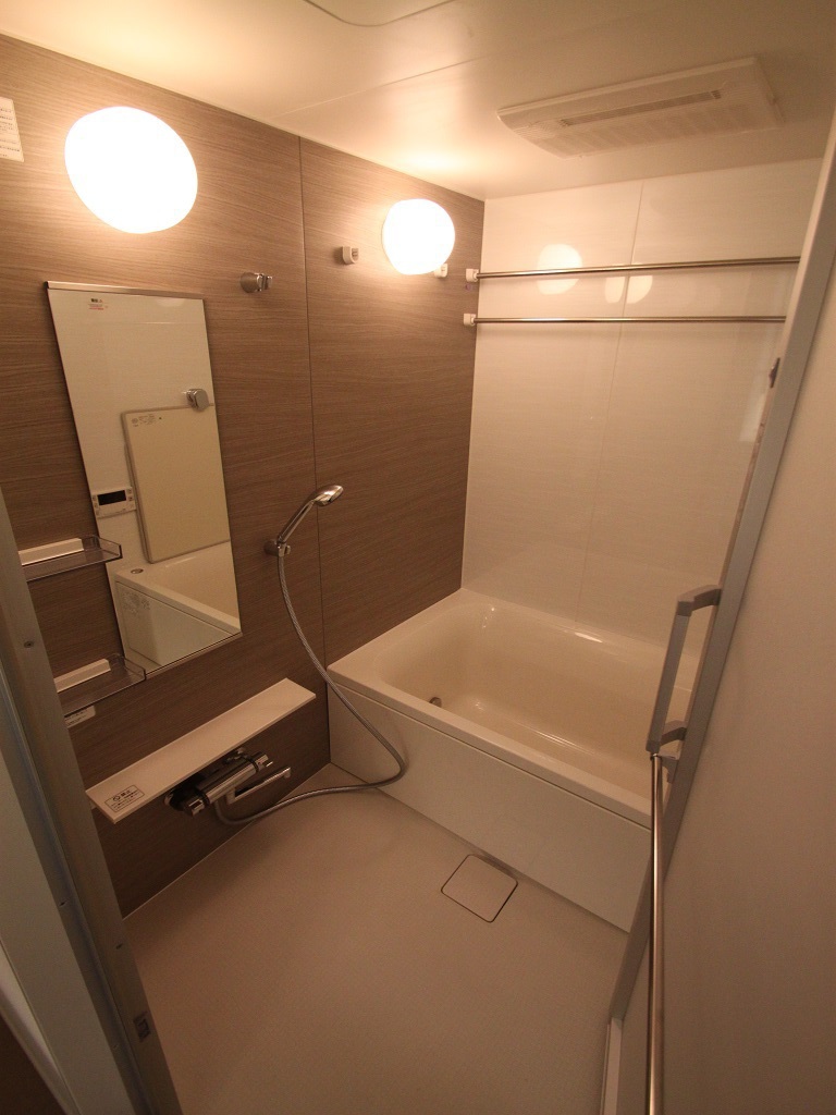 バス・シャワールーム