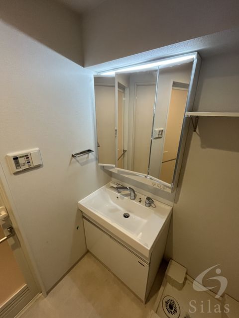 洗面設備　同仕様