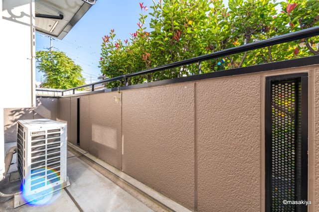 バルコニー　バルコニー