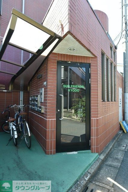 エントランス　エントランス