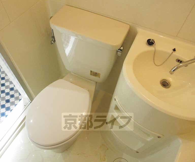 トイレ　ユニットバスですが使いやすいです！