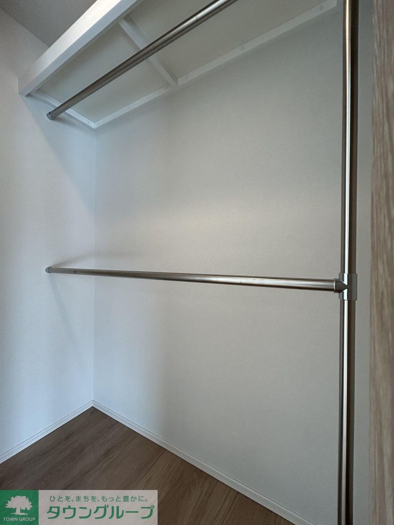 収納　6.0帖のウォークインクローゼット※クリーニング前