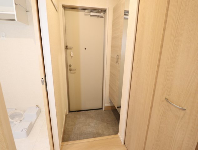玄関　【サニーフラット松江】