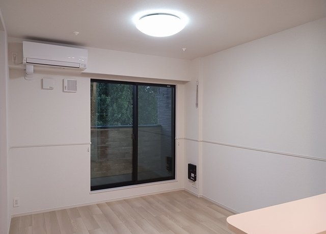 居室・リビング　同仕様