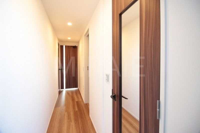 玄関　物件画像