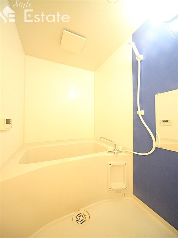 バス・シャワールーム　バスルーム