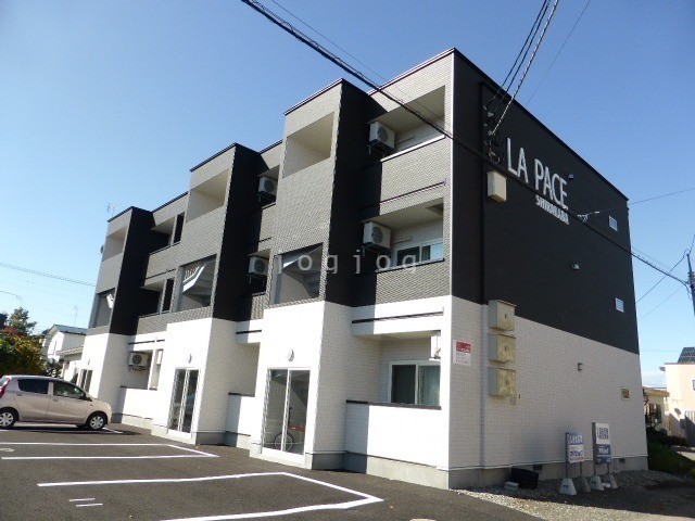 建物外観　ラ・パーチェ白樺