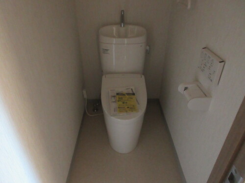 トイレ　トイレ