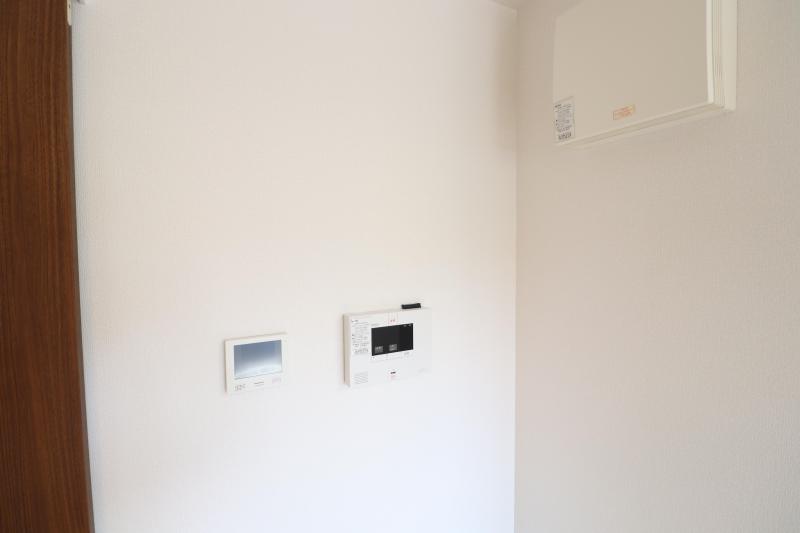 セキュリティ　セキュリティシステムとTVインターホン