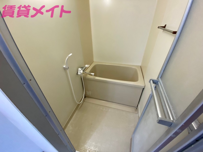 バス・シャワールーム　同物件別室画像