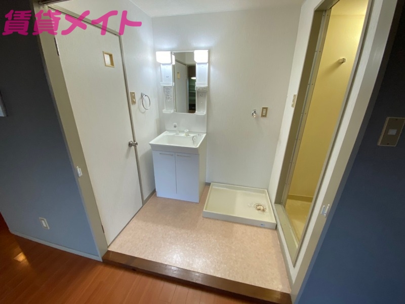 洗面設備　同物件別室画像