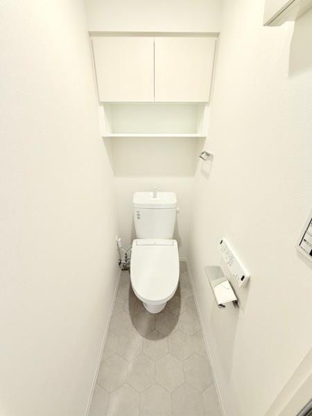 トイレ　落ち着いたトイレです