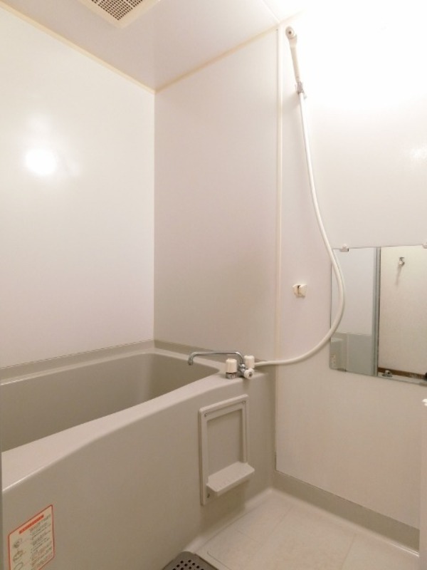 バス・シャワールーム　図面と現状に相違がある場合には現状を優先