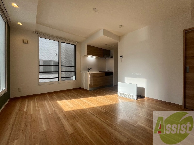 居室・リビング　広くてキレイなお部屋が広がっていて、充実した生活が送れそう。