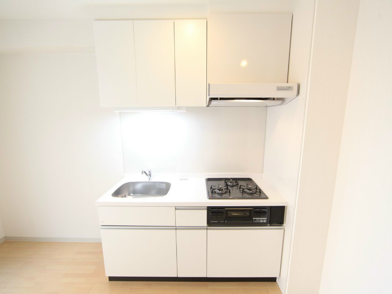 キッチン　システムキッチン（ガス3口コンログリル付）
