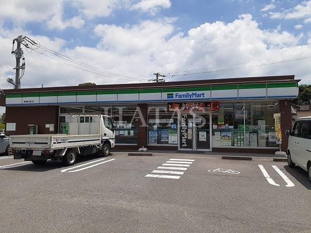 コンビニ　ファミリーマート　東浦緒川植山店（コンビニ）まで430m