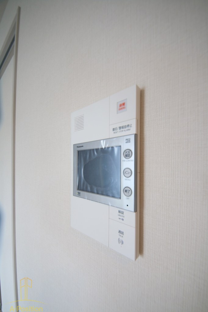 セキュリティ　コンフォリア・リヴ本町WEST Q