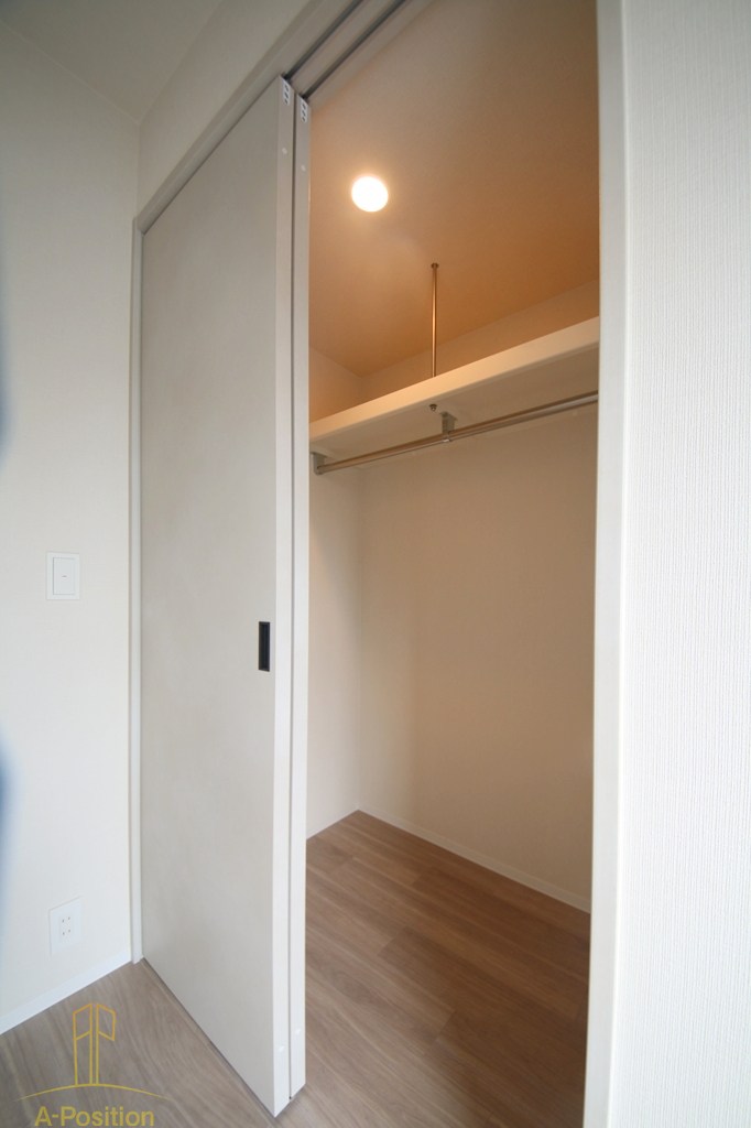 収納　コンフォリア・リヴ本町WEST Q