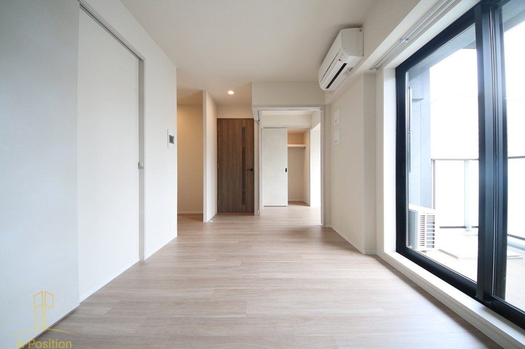 居室・リビング　コンフォリア・リヴ本町WEST Q