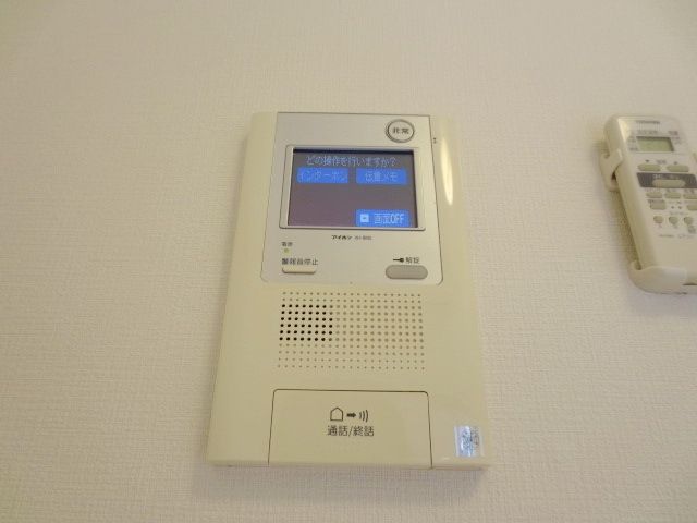セキュリティ　★モニター付きインターフォンです。★