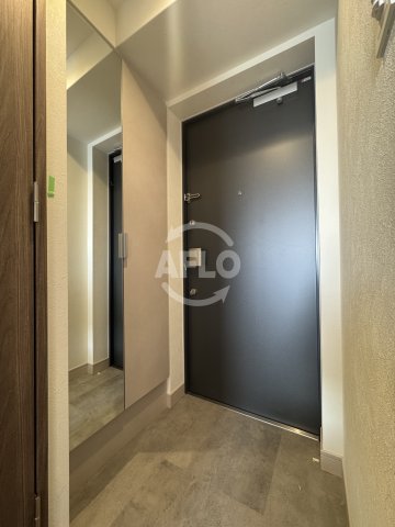 玄関　プレサンス九条グランデリーヴ　玄関