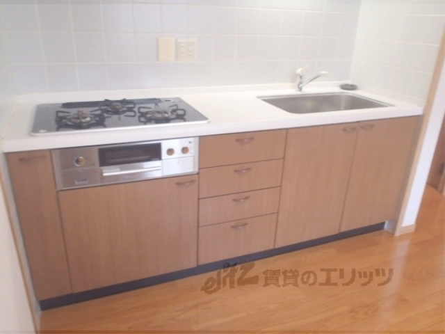 キッチン　階段