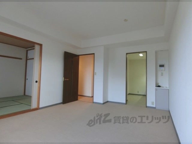 居室・リビング　洋室