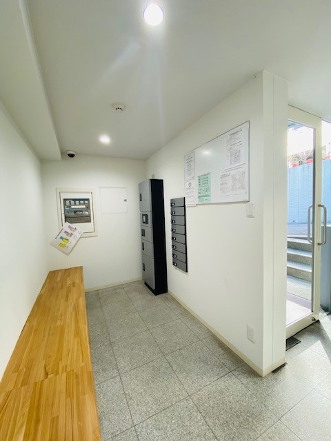 ロビー　※参考写真