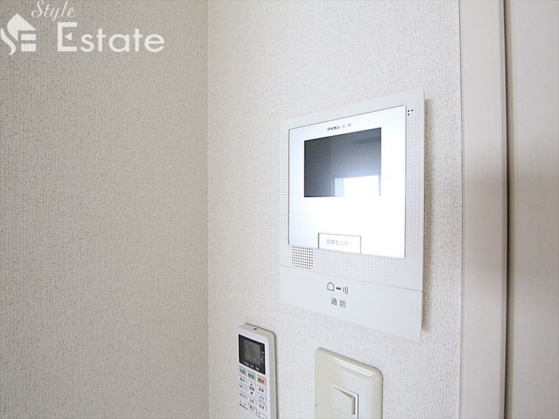 セキュリティ　モニター付きインターホン