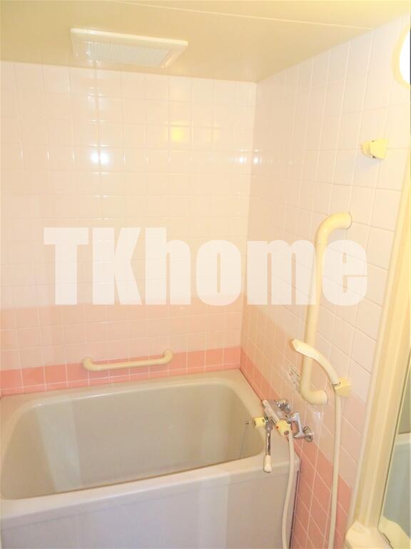 バス・シャワールーム　追い炊きバス