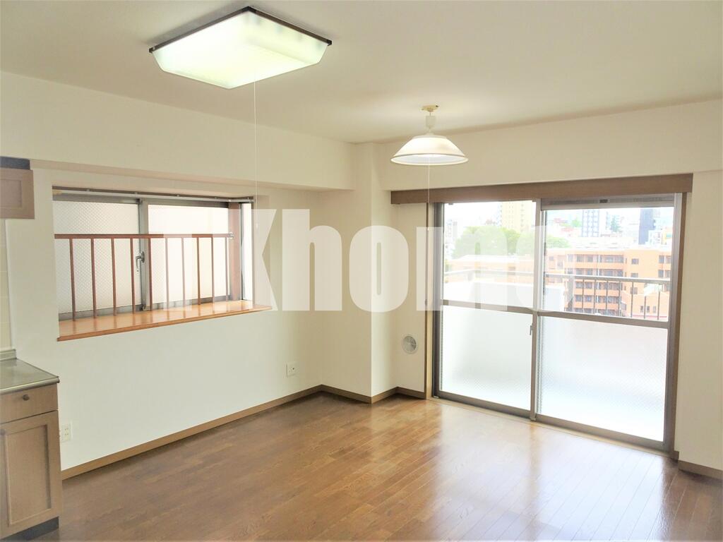 居室・リビング　LDKフローリング１２．９帖