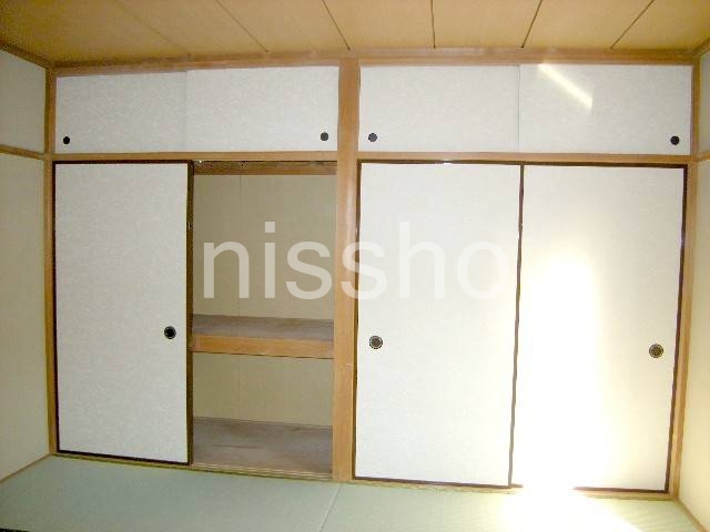 収納　※他号室の写真(洋室になります)