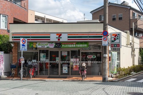 コンビニ　セブンイレブン 足立日ノ出町店（コンビニ）まで1307m