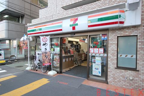 コンビニ　セブンイレブン根津駅前店（コンビニ）まで378m