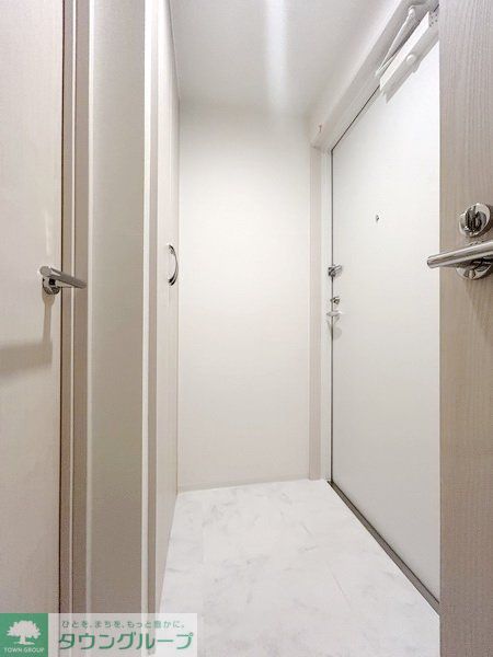 玄関　お部屋探しは株式会社　タウンハウジング　までお気軽にお問合…