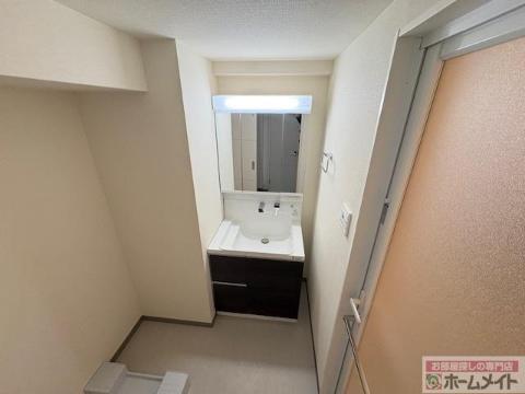 洗面設備　洗髪洗面化粧台