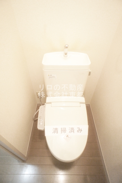 トイレ　洗浄便座付です！