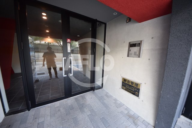 エントランス　ラパンジール四天王寺東　エントランス