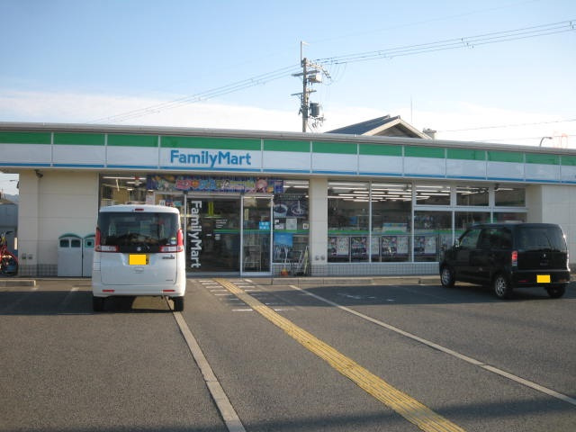 コンビニ　ファミリーマート泉佐野鶴原店（コンビニ）まで1096m