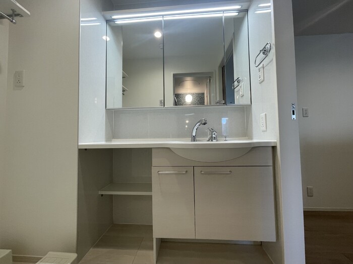 洗面設備　☆嬉しい独立洗面台☆