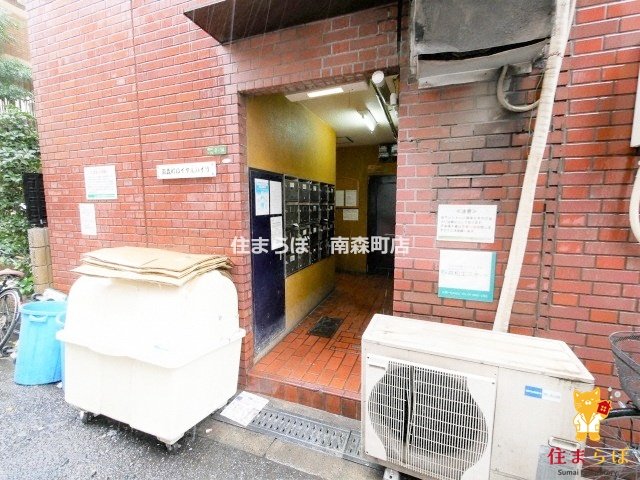 エントランス　「暮らしの設計図は、ここから始まります。」