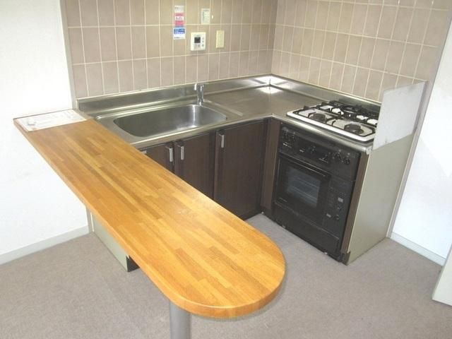 キッチン　☆オーブン付システムキッチン☆