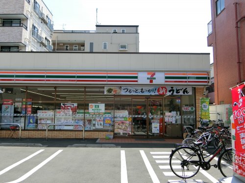 コンビニ　セブンイレブン大田区蒲田一丁目北店（コンビニ）まで148m