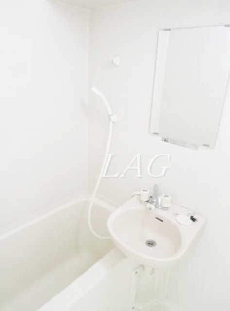 バス・シャワールーム　お風呂です。