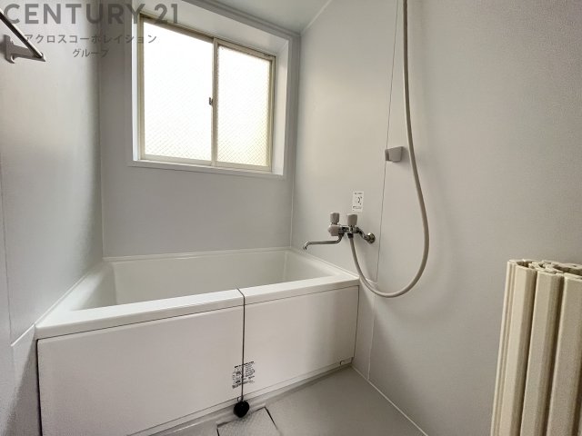 バス・シャワールーム　バストイレ別でおすすめです☆