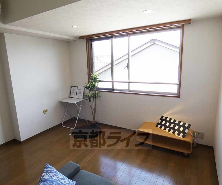 居室・リビング　綺麗な洋室です