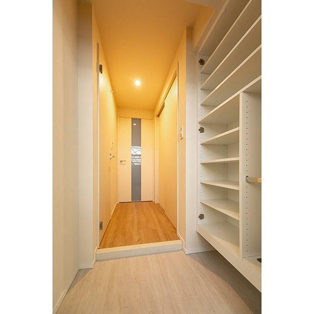 玄関　※同仕様写真含む