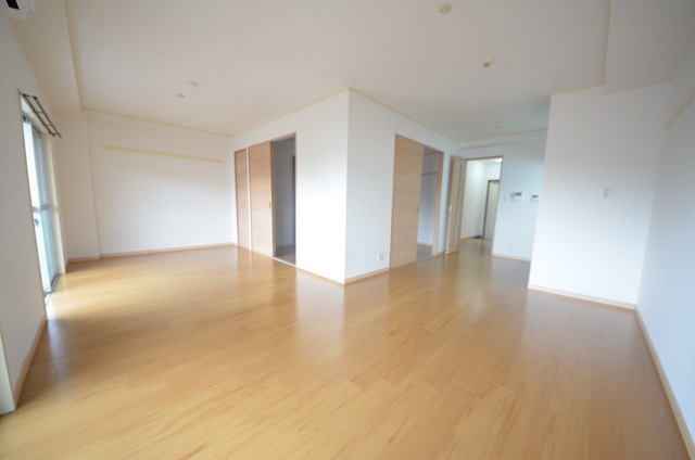 居室・リビング　～家族団欒はこちらです～