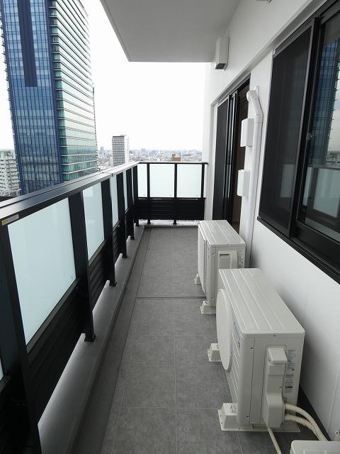 バルコニー　バルコニー