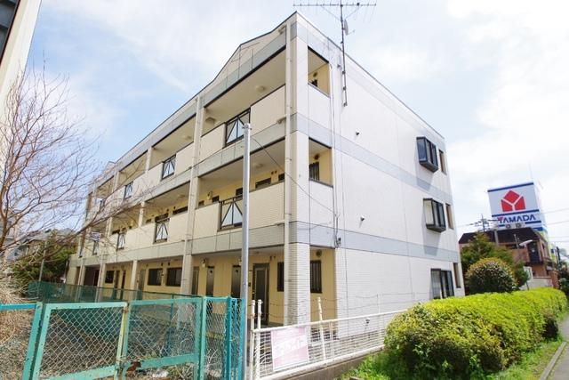 建物外観　☆映画館が目の前です♪